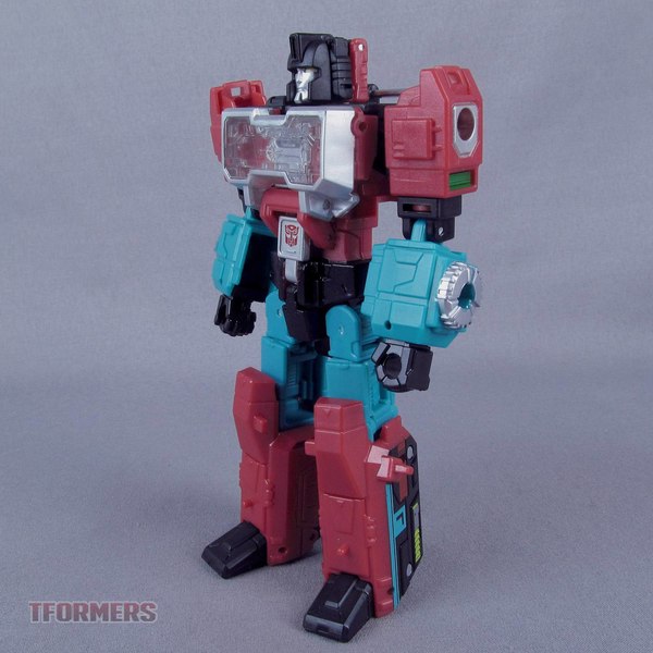 Deluxe Perceptor Convex   TFormers Titans Return Wave 4 Gallery 031 (31 of 185)